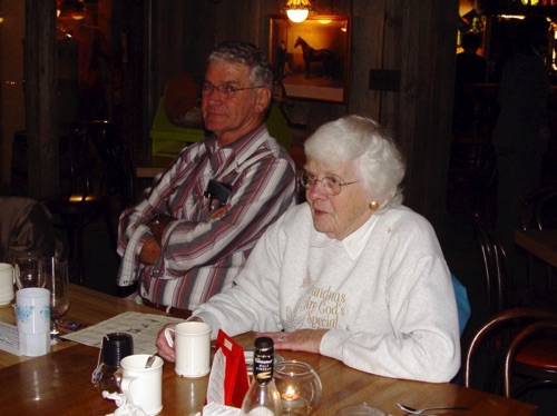 2005-11-15 Ed & Betty at Annual Dutch Treat Diner & Raffle Drawing at Barnsider, Sugar Loaf. DSC00573.jpg